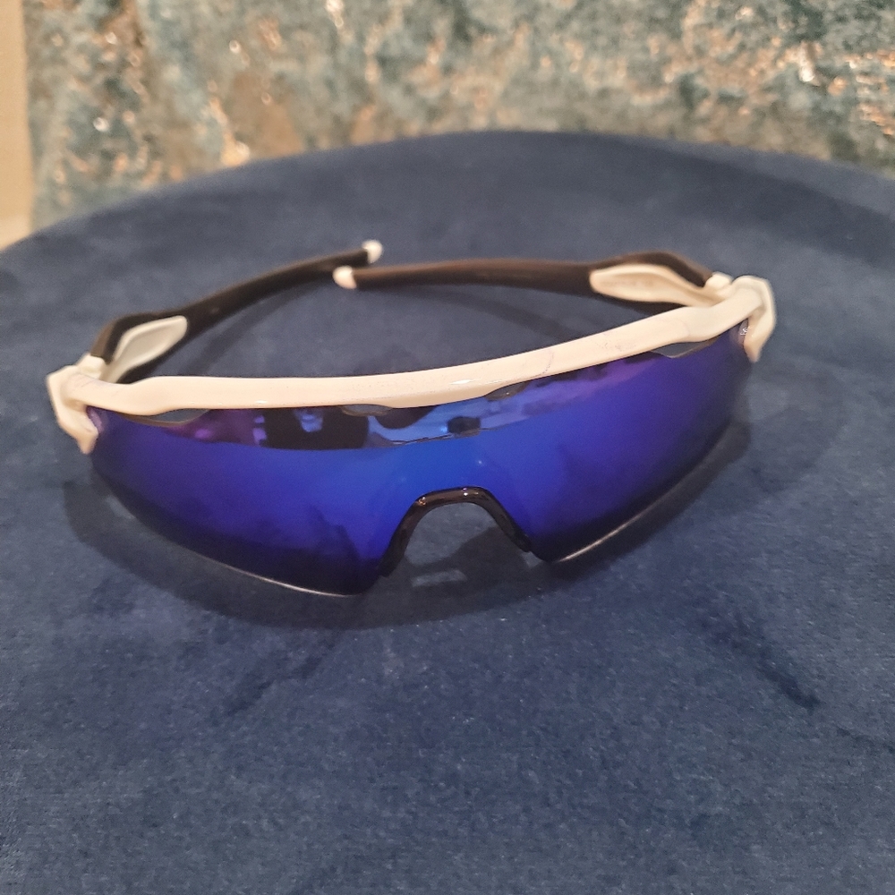 ⭐NEW⭐Oakley Radar EV with Interchangeable Lenses